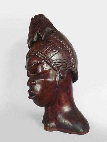 tete-d-africain-au-trophee
