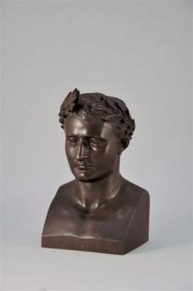 buste-de-napoleon-tete-lauree