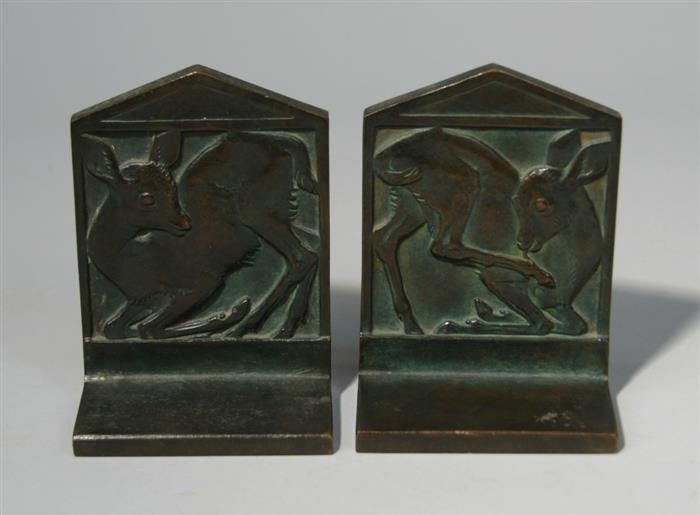 pair-of-fawn-bookends