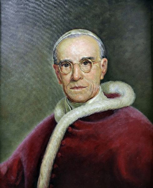 shoulder-length-portrait-of-pope-pious-xii