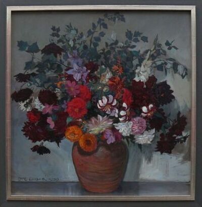 blumenstillleben-in-keramikvase