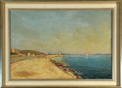 meeresbucht-mit-promenade