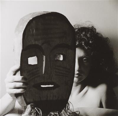 maya-deren-with-a-mask