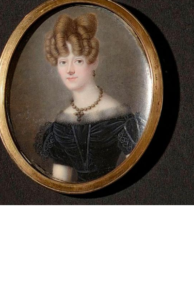 portrait-of-a-young-woman-busting-to-the-left