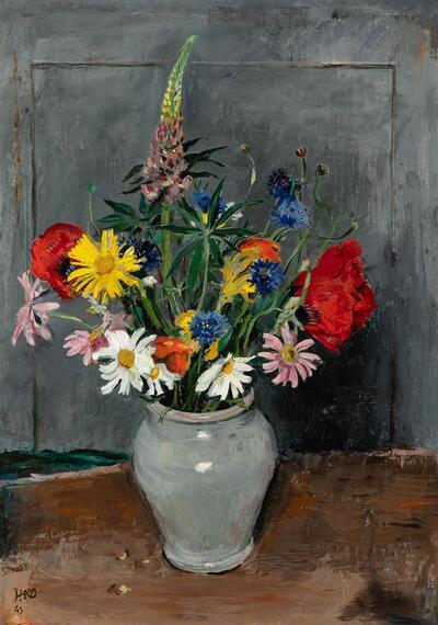 summer-flowers-in-grey-vase