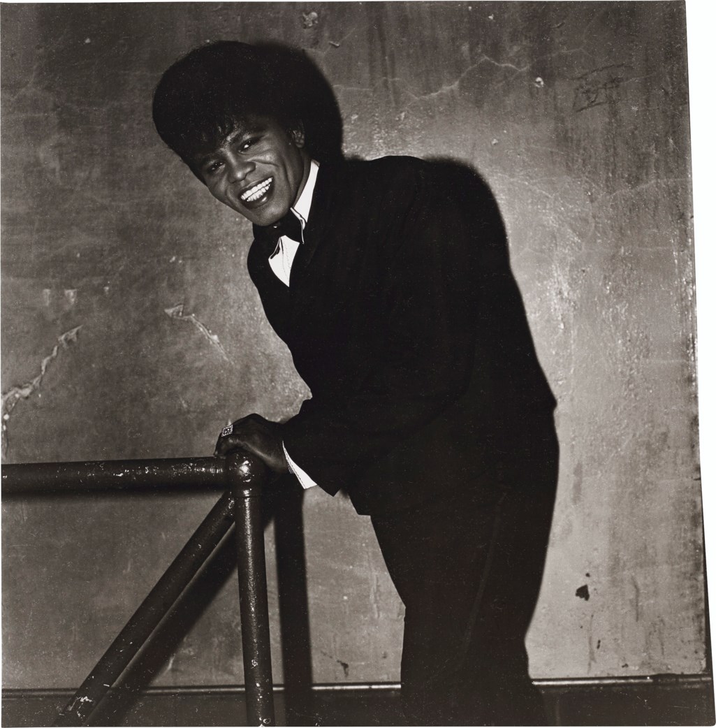 james-brown-backstage-at-the-apollo-theater-n-y-c